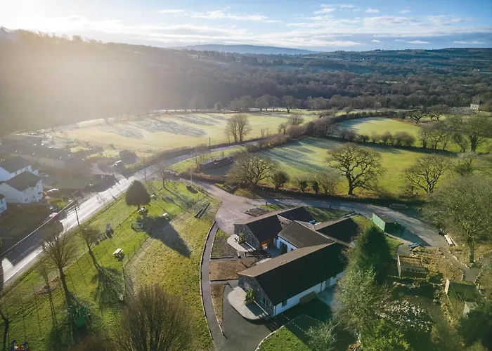 Suite 8 - Sleeping Giant Hotel - Pen Y Cae Inn