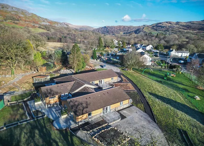 Suite 8 - Sleeping Giant Hotel - Pen Y Cae Inn