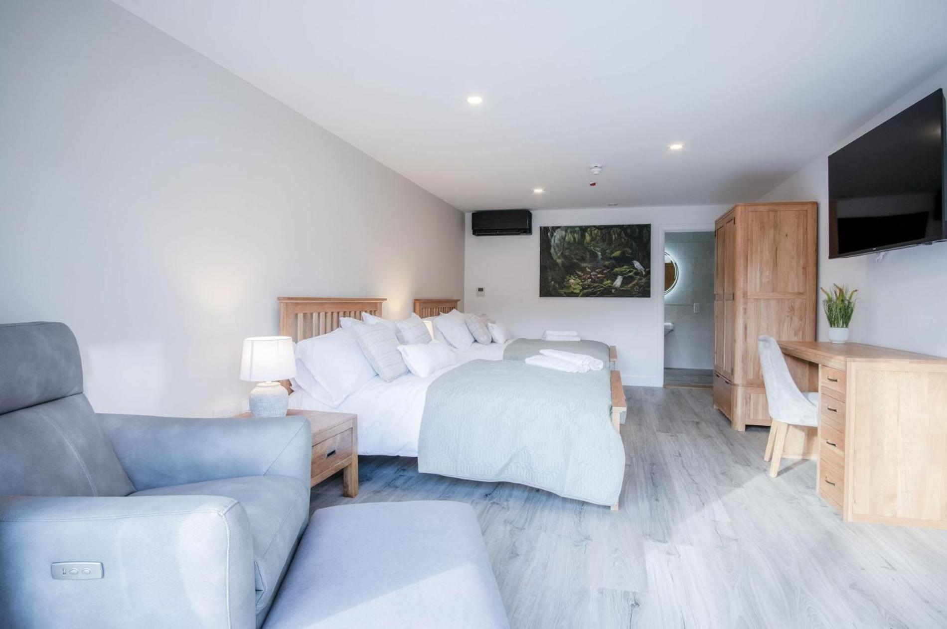 8 - Sleeping Giant - Pen Y Cae Apartment