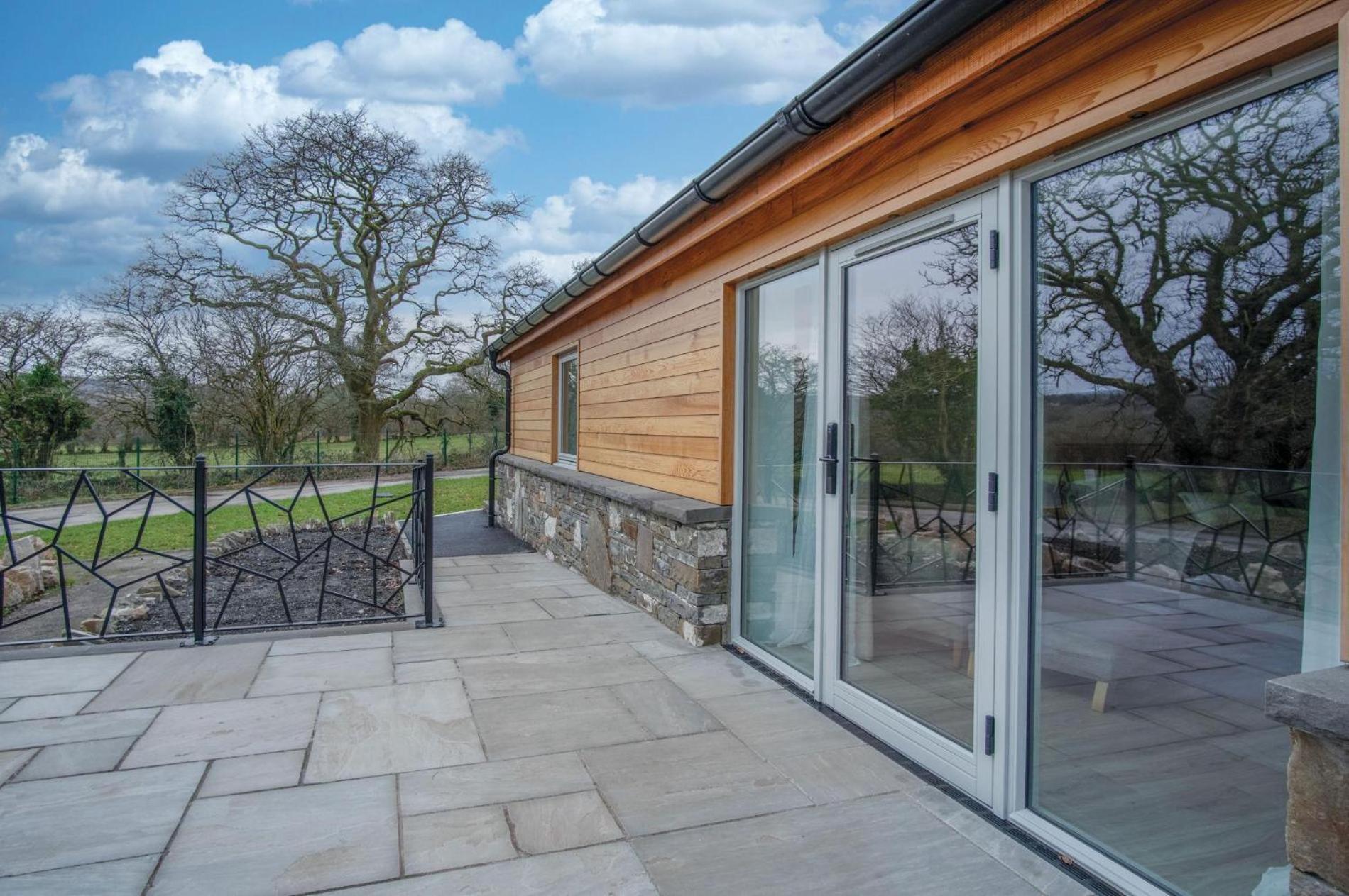 8 - Sleeping Giant - Pen Y Cae Apartment Brecon