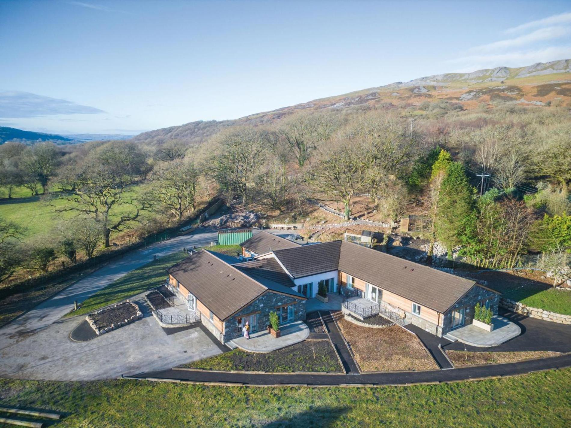 Apartment 8 - Sleeping Giant - Pen Y Cae